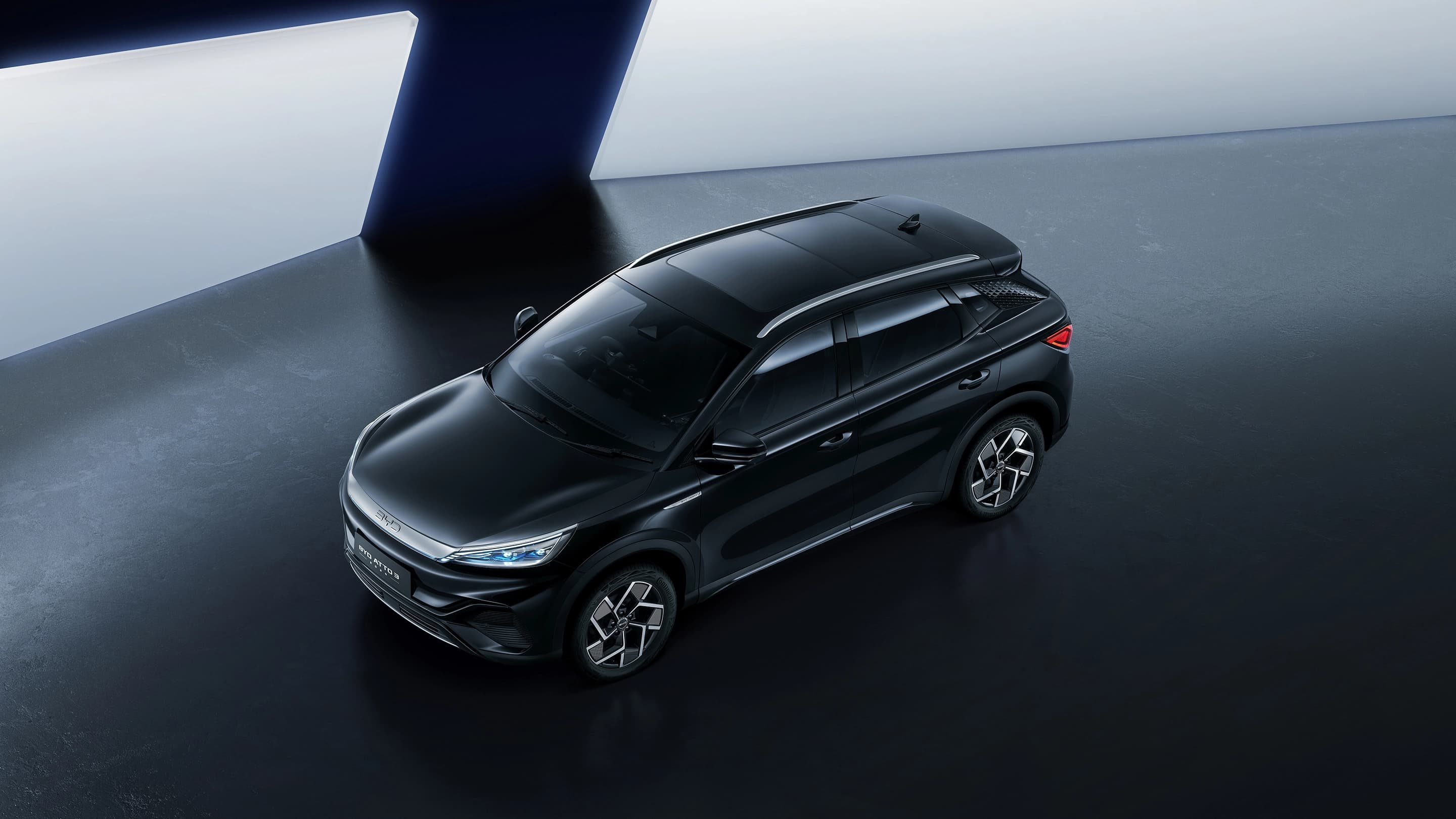 BYD comprehensive dealer services at BIPO Serpong
