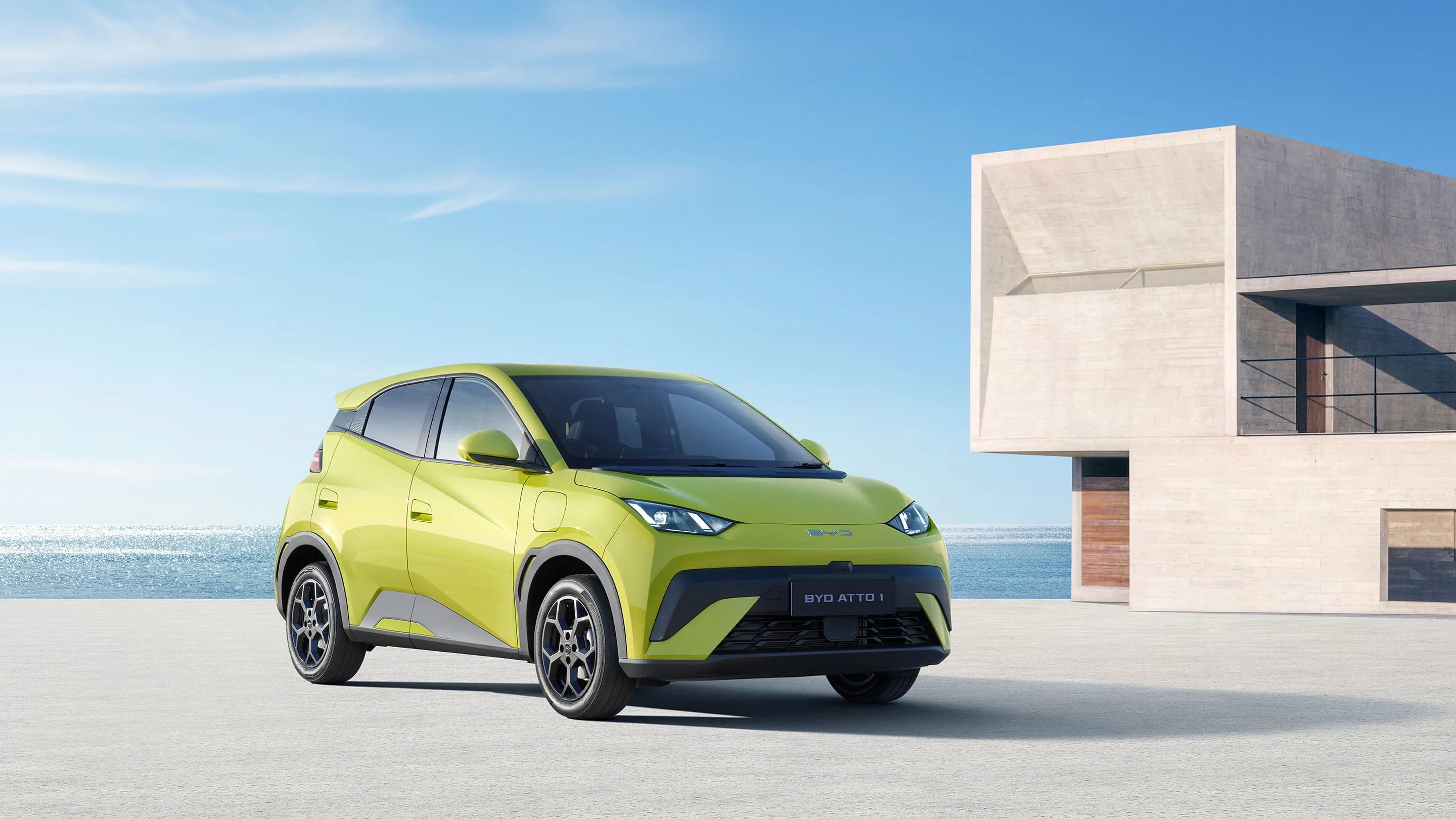 BYD ATTO 1 - Solusi mobilitas perkotaan yang cerdas dalam mobil listrik yang ringkas dan terjangkau.